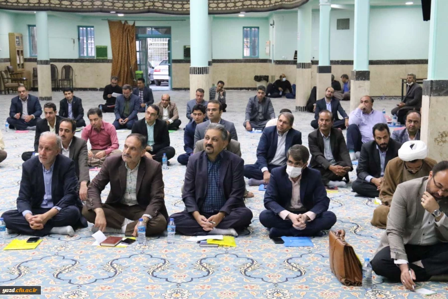 جلسه هم اندیشی استادان پردیس های استان 8