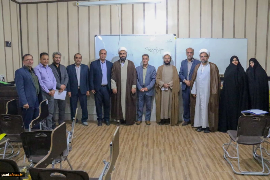 جلسه هم اندیشی استادان پردیس های استان 16