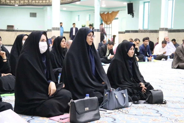 جلسه هم اندیشی استادان پردیس های استان 4