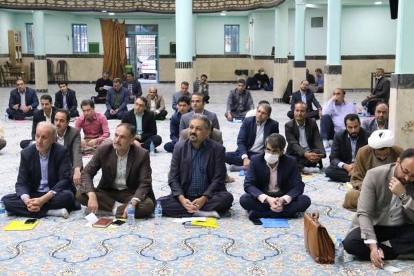 جلسه هم اندیشی استادان پردیس های استان 9