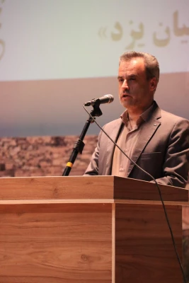 اتحاد مسلمین داروی شفابخش و موجب عزت آنان در دنیا و آخرت است. 10