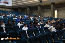 اتحاد مسلمین داروی شفابخش و موجب عزت آنان در دنیا و آخرت است. 12