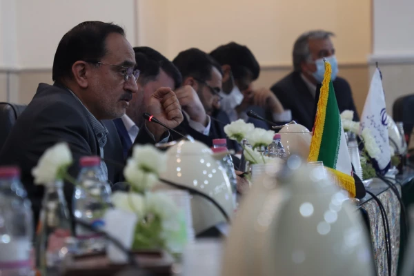 بررسی مسائل و مشکلات دانشگاه فرهنگیان یزد در جلسه شورای آموزش و پرورش استان 4