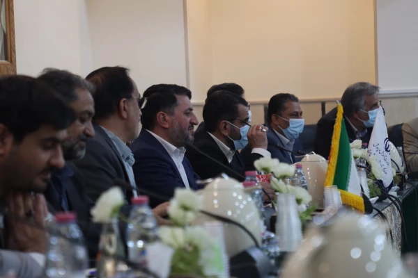 بررسی مسائل و مشکلات دانشگاه فرهنگیان یزد در جلسه شورای آموزش و پرورش استان 5