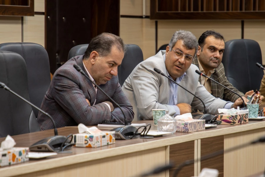 نشست مشاور وزیر آموزش و پرورش با اعضای هیات علمی و کارمندان دانشگاه 4