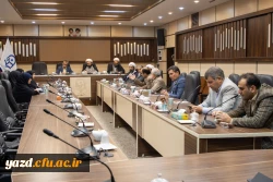 نشست مشاور وزیر آموزش و پرورش با اعضای هیات علمی و کارمندان دانشگاه 7