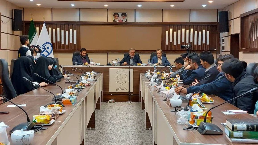 پای حرف دانشجو با حضور محمدصالح جوکار 3