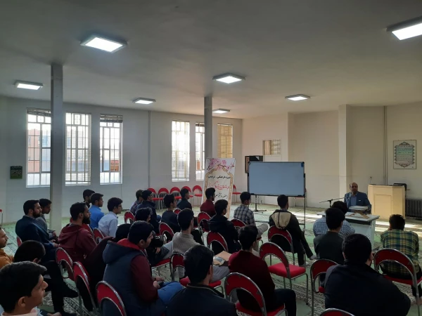 سومین دوره تربیتی _ فرهنگی مشق عشق 4