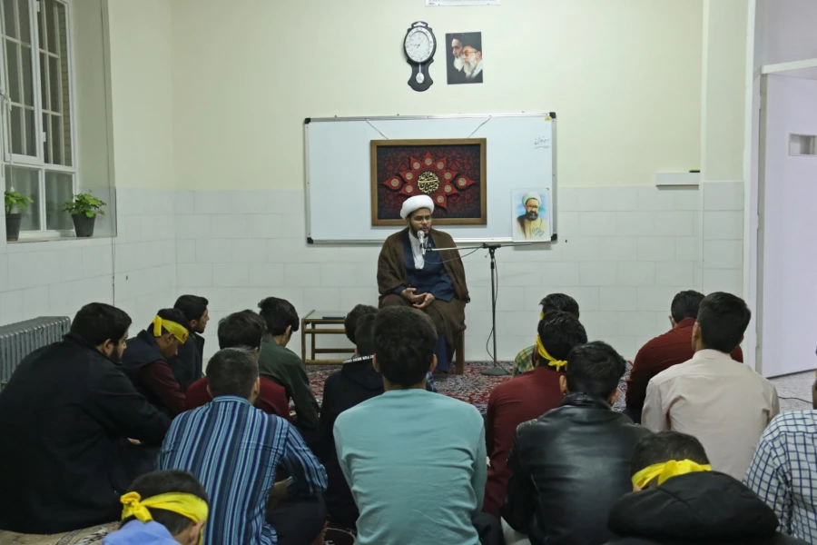 سومین دوره تربیتی _ فرهنگی مشق عشق 12