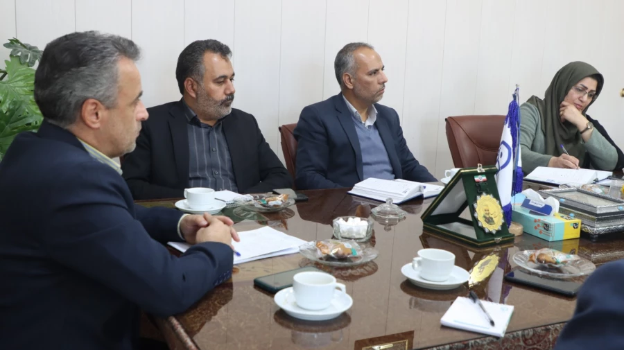 مدیرکل آموزش فنی و حرفه ای استان با رئیس دانشگاه فرهنگیان یزد دیدار کرد 3