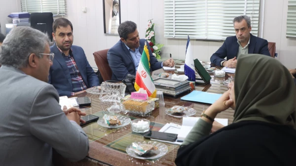 مدیرکل آموزش فنی و حرفه ای استان با رئیس دانشگاه فرهنگیان یزد دیدار کرد 4