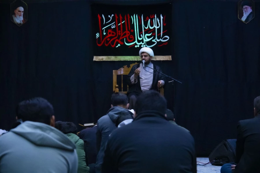 تشییع ۳ شهید گمنام در پردیس های دانشگاه فرهنگیان یزد
 4