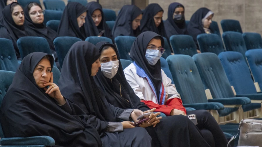 نشست رئیس و هیات رئیسه جمعیت هلال احمر استان با مدیر دانشگاه فرهنگیان یزد  5