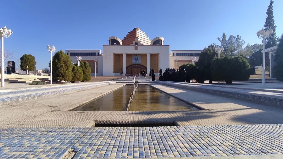 اعزام دانشجومعلمان پردیس های دانشگاه فرهنگیان یزد به اردوی راهیان مقاومت کرمان 5