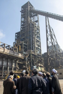 بازدید استادان و کارمندان دانشگاه فرهنگیان یزد از کارخانه گندله سازی اردکان
 7