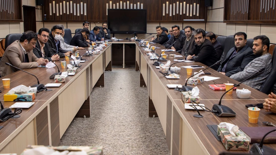 جلسه توجیهی و هماهنگی عوامل برگزاری امتحانات پایانی نیمسال اول سال تحصیلی 1402-1401 3