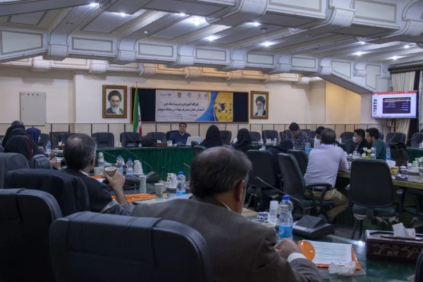 کارگاه آموزشی تربیت مشاور کاهش خطر مصرف مواد در دانشجویان 11