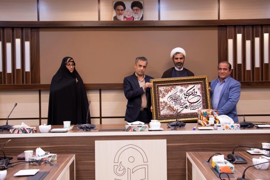 جلسه شورای اداری پردیس های استان 12