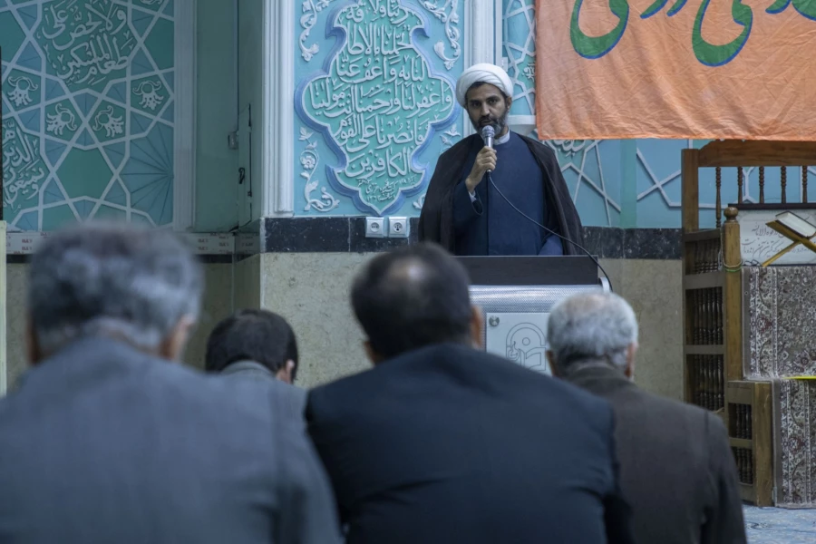 جلسه هماهنگی و هم اندیشی استادان پردیس های استان 4