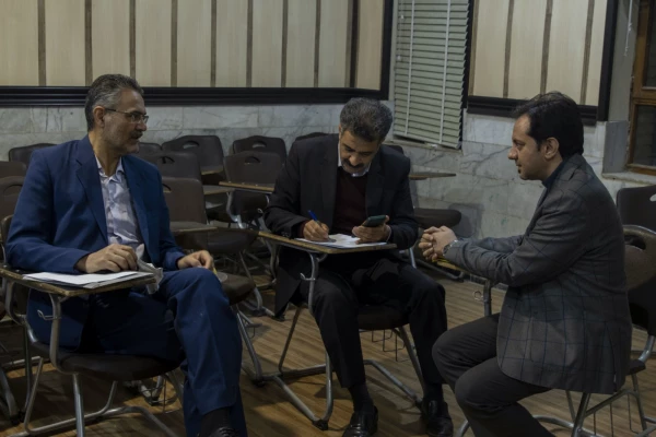 جلسه هماهنگی و هم اندیشی استادان پردیس های استان 9