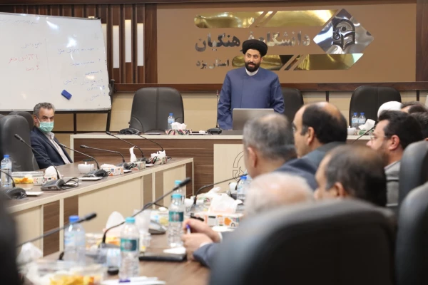 دوره توانمندسازی ضیافت اندیشه ویژه اعضای هیأت علمی، مدرسان و مأموران آموزشی 3