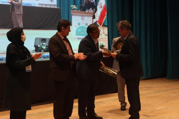 دومین همایش ملی آموزش علوم تجربی 16