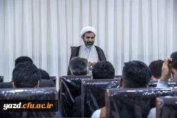 جلسه پرسش و پاسخ و تقدیر  8