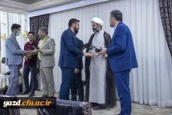 جلسه پرسش و پاسخ و تقدیر  11