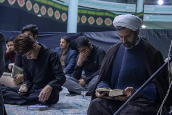 مراسم احیای شب قدر در نمازخانه پردیس شهیدان پاک نژاد دانشگاه فرهنگیان یزد 10