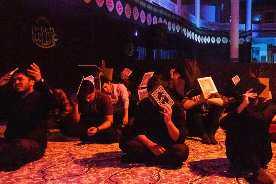 مراسم احیای شب قدر در نمازخانه پردیس شهیدان پاک نژاد دانشگاه فرهنگیان یزد 14