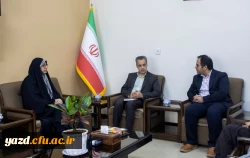 دیدار هیات رئیسه دانشگاه فرهنگیان یزد با مدیر کل صدا و سیمای استان 3
