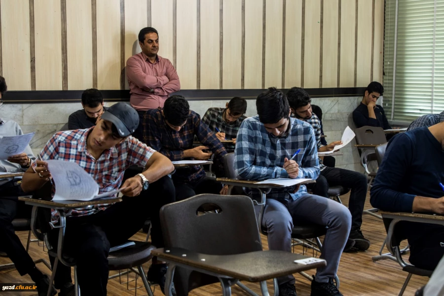 برگزاری امتحانات نیمسال دوم تحصیلی 1402-1401
 13