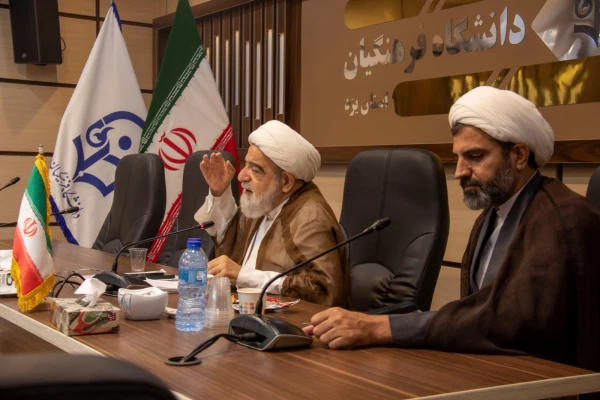 نشست هم اندیشی اساتید و نخبگان دانشگاه با موضوع غدیرشناسی 5