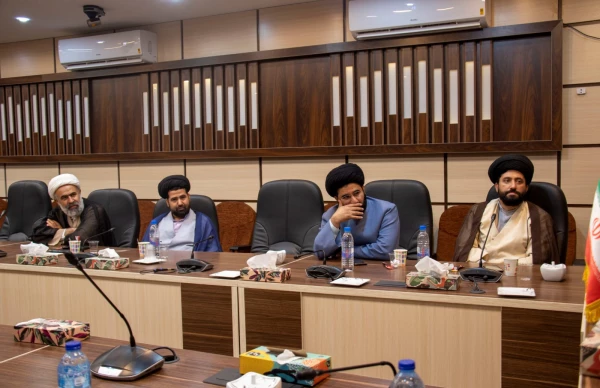 نشست هم اندیشی اساتید و نخبگان دانشگاه با موضوع غدیرشناسی 8