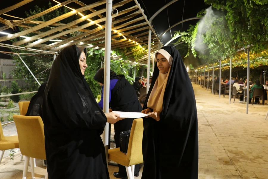 مراسم تجلیل از افتخارآفرینان استانی و کشوری جشنواره قرآن و عترت و جشنواره تدریس برتر 16