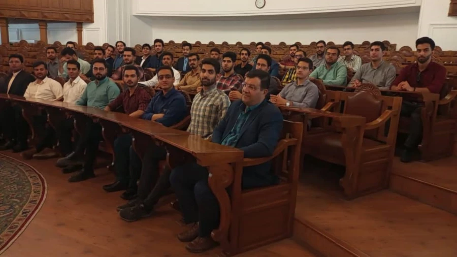 بازدید دانشجومعلمان یزدی از صحن علنی و موزه مجلس شورای اسلامی 6