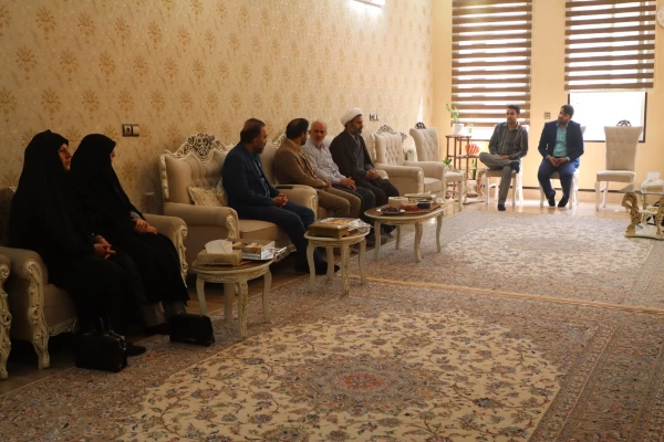 دیدار سرپرست دانشگاه فرهنگیان یزد با جانبازان و ایثارگران دانشگاه  6