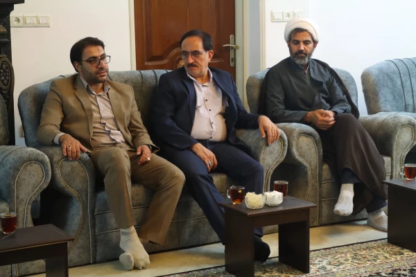 دیدار سرپرست دانشگاه فرهنگیان یزد با جانبازان و ایثارگران دانشگاه  11