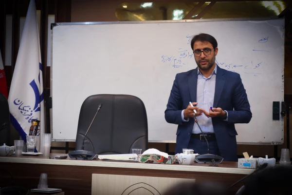 تحول در برنامه های فرهنگی دانشگاه در گرو مثلث طراحی، اجرا و نظارت  12