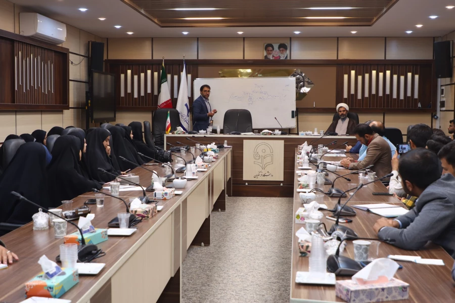 تحول در برنامه های فرهنگی دانشگاه در گرو طراحی الگوی صحیح تربیتی مبتنی بر مثلث برنامه ریزی، اجرا، نظارت
 3