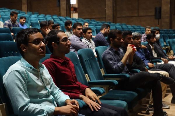 هر کار فرهنگی و تربیتی در محیط دانشگاه بدون حضور دانشجومعلمان محکوم به شکست است 7