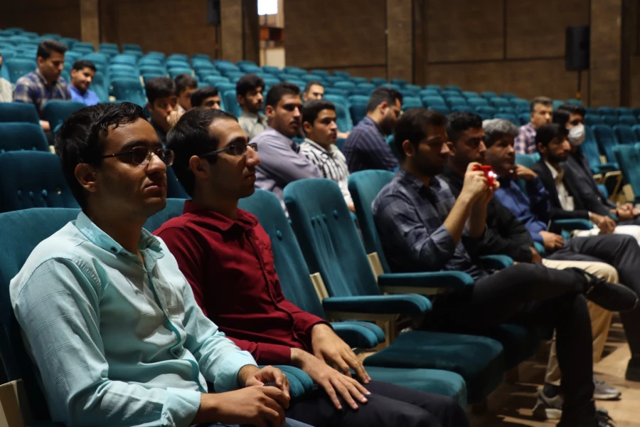 هر کار فرهنگی و تربیتی در محیط دانشگاه بدون حضور دانشجومعلمان محکوم به شکست است 7