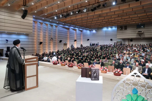 دانشگاه فرهنگیان برای ما با اهمیت است، چون معلم می سازد و معلم، دانشجو و دانش آموز را پرورش می دهد 2