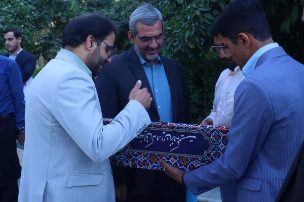 حضور مدیر کل امور تربیتی، مشاوره و مراقبت در برابر آسیب های اجتماعی وزارت آموزش و پرورش در دانشگاه فرهنگیان یزد  9