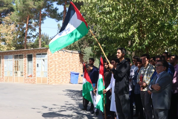 تجمع اعتراضی دانشجومعلمان یزدی در محکومیت جنایات رژیم منحوس صهیونیستی 14