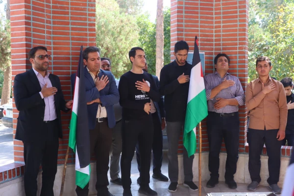 تجمع اعتراضی دانشجومعلمان یزدی در محکومیت جنایات رژیم منحوس صهیونیستی 19