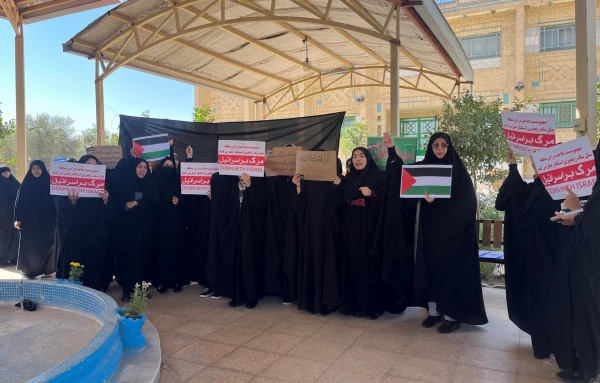 تجمع اعتراضی دانشجومعلمان یزدی در محکومیت جنایات رژیم منحوس صهیونیستی 23