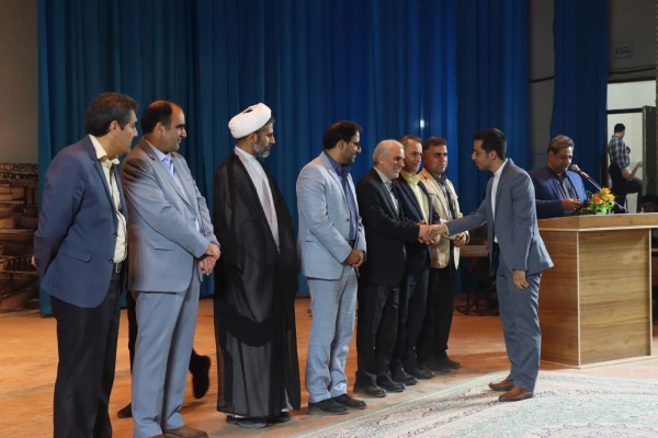 جشن باشکوه شروع سال تحصیلی در دانشگاه فرهنگیان یزد برگزار شد 20