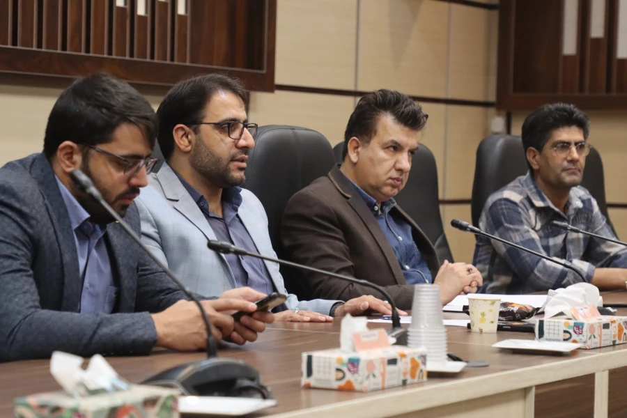 کیفیت غذا و تامین رضایت دانشجومعلمان مهمترین تکلیف عوامل طبخ و توزیع غذا 3