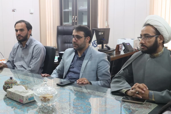 نماز؛ رکن حیاتی و زیربنایی فعالیت های فرهنگی در دانشگاه فرهنگیان یزد 3